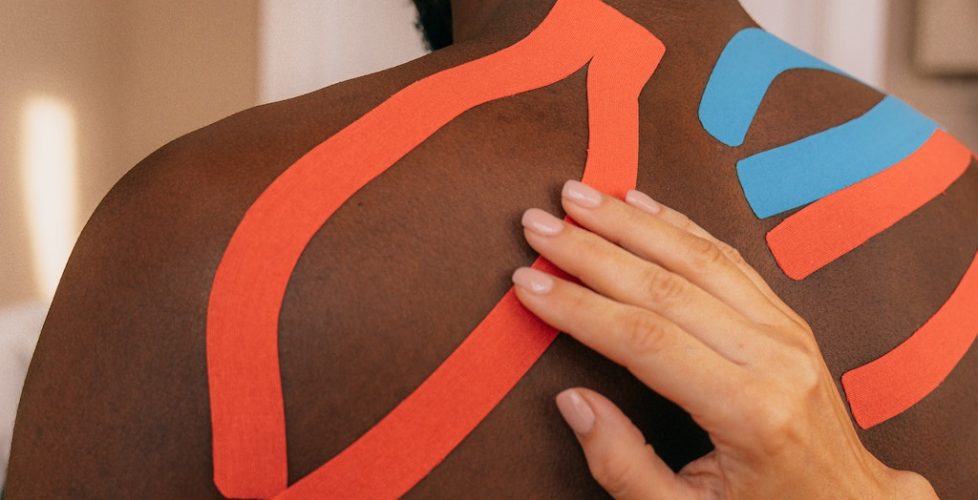 Kinesio Taping Taping Neuromuscolare THE HEALING WAYS